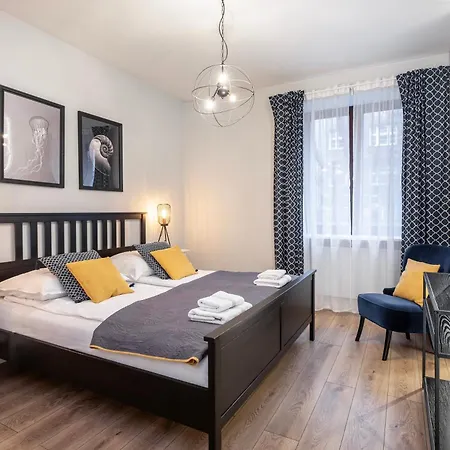 Apartsea 1