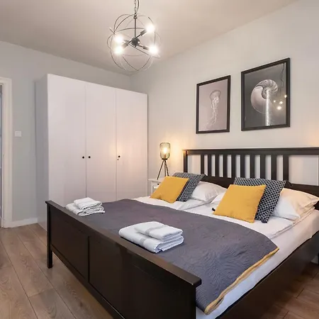 29 Centrum - Mieszkanie Dla 4 Os グディニャ